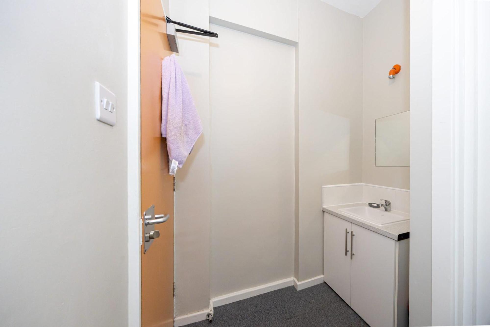 Spacious Room With Shared Facilities Londýn Exteriér fotografie